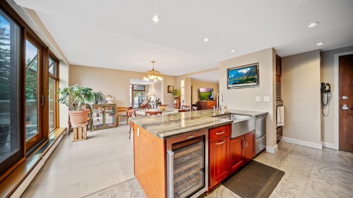 404-4900 Cartier Street, Vancouver, BC 