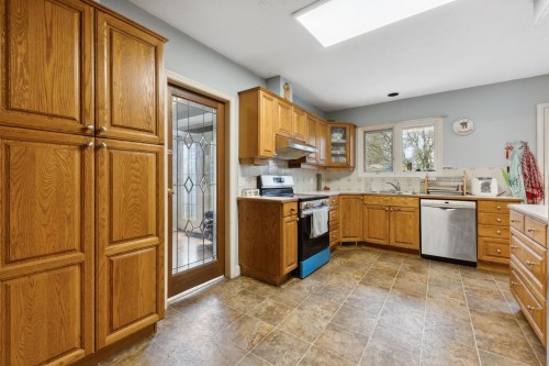 2923 32Nd Avenue W, Vancouver, BC 