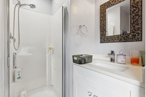 2923 32Nd Avenue W, Vancouver, BC 