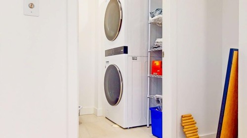 102-263 Gower Point Road, Gibsons, BC 