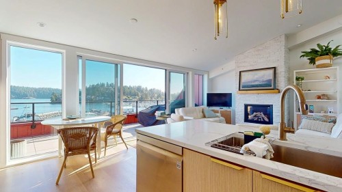 102-263 Gower Point Road, Gibsons, BC 