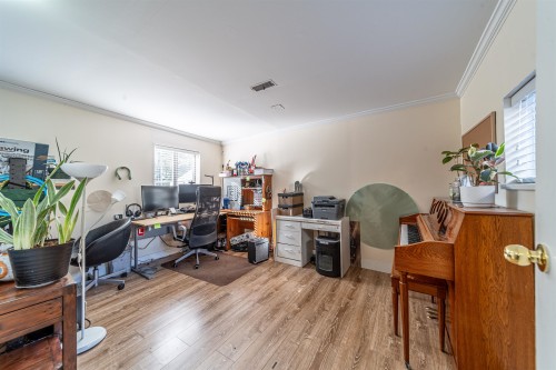 10571 Bissett Drive, Richmond, BC 