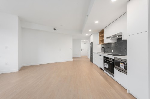 361-422 3Rd Street E, North Vancouver, BC 