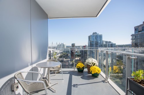 2004-885 Cambie Street, Vancouver, BC 