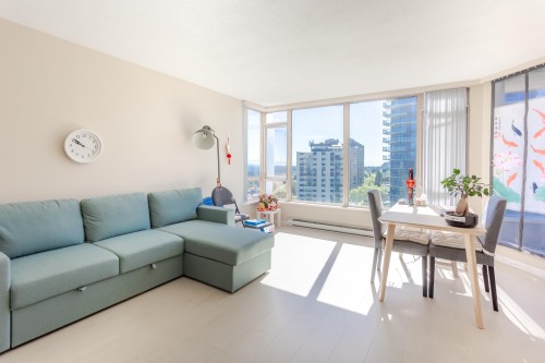 1202-4689 Hazel Street, Burnaby, BC 