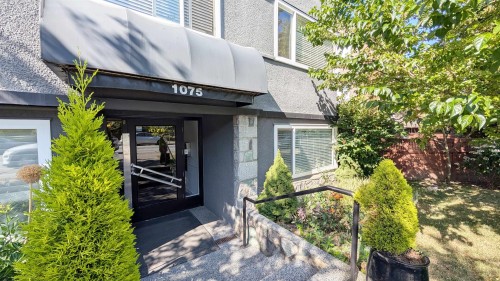 101-1075 13th Avenue W Vancouver, BC V6H 1N1