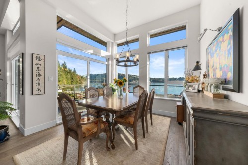 3887 Cates Landing Way, North Vancouver, BC 