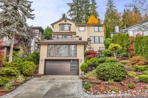 640 Thurston Close, Port Moody, BC 