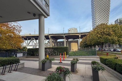 2703-638 Beach Crescent, Vancouver, BC 