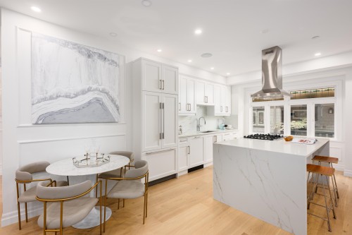 2014 15Th Avenue W, Vancouver, BC 