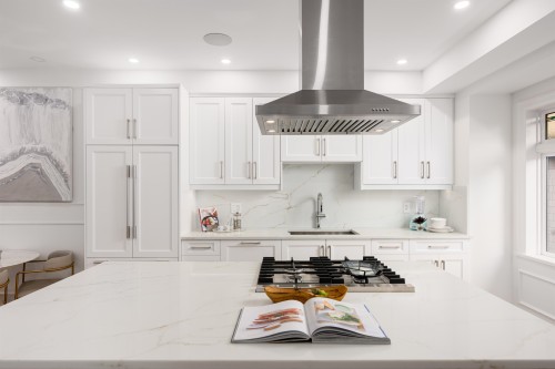 2014 15Th Avenue W, Vancouver, BC 