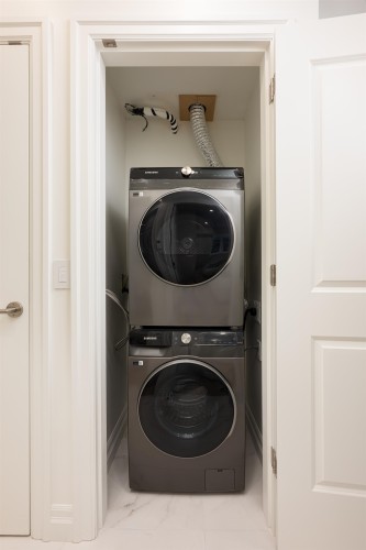 2016 15Th Avenue W, Vancouver, BC 