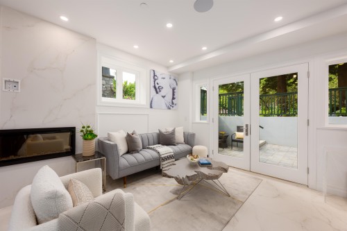 2016 15Th Avenue W, Vancouver, BC 