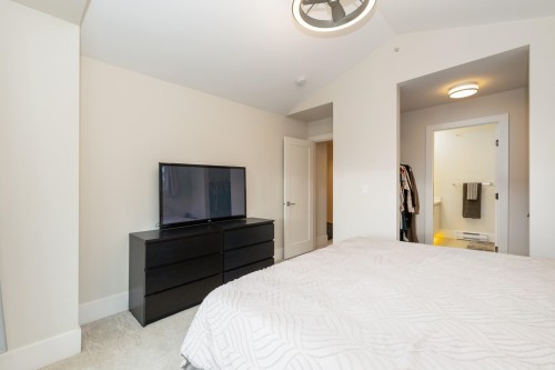 25-13260 236 Street, Maple Ridge, BC 