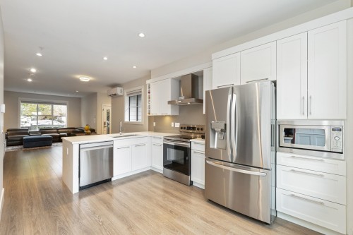 25-13260 236 Street, Maple Ridge, BC 