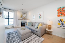 404-2688 Vine Street  Vancouver, BC V6K 4T6