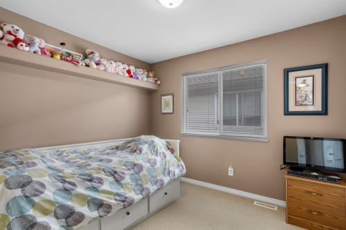 23635 Dewdney Trunk Road, Maple Ridge, BC 