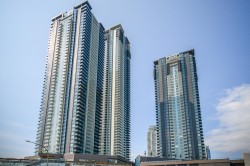 2404-4168 Lougheed Highway  Burnaby, BC V5C 0N9