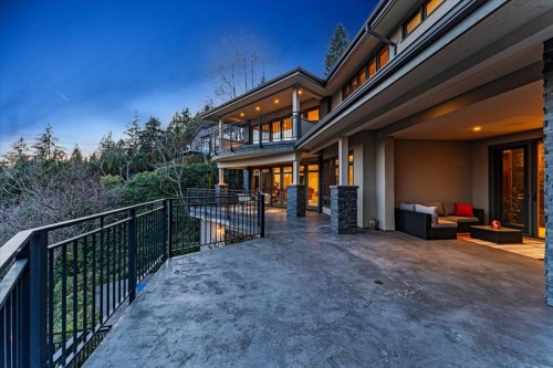 1125 Groveland Court, West Vancouver, BC 