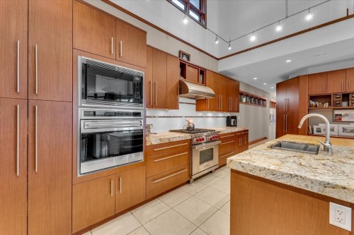 1125 Groveland Court, West Vancouver, BC 