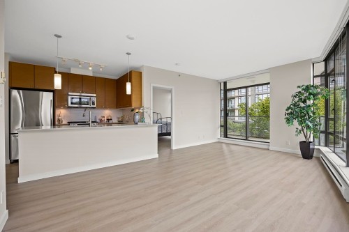 603-7362 Elmbridge Way, Richmond, BC 