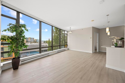 603-7362 Elmbridge Way, Richmond, BC 