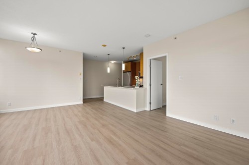 603-7362 Elmbridge Way, Richmond, BC 