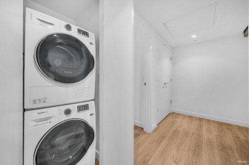 403-9888 University Crescent, Burnaby, BC 