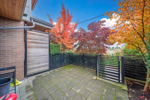 5532 Oak Street, Vancouver, BC 