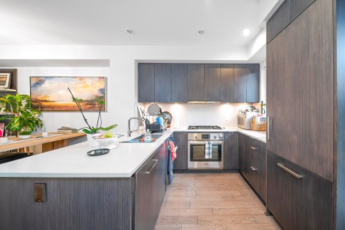 5532 Oak Street, Vancouver, BC 