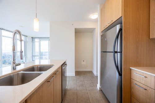 3903-2955 Atlantic Avenue, Coquitlam, BC 