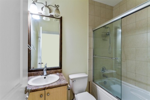 466 Fader Street, New Westminster, BC 