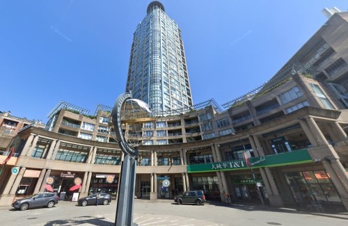 2304-183 Keefer Place  Vancouver, BC V6B 6B9