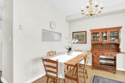 403-2580 Tolmie Street, Vancouver, BC 