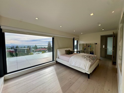 1035 Greenwood Place, West Vancouver, BC 