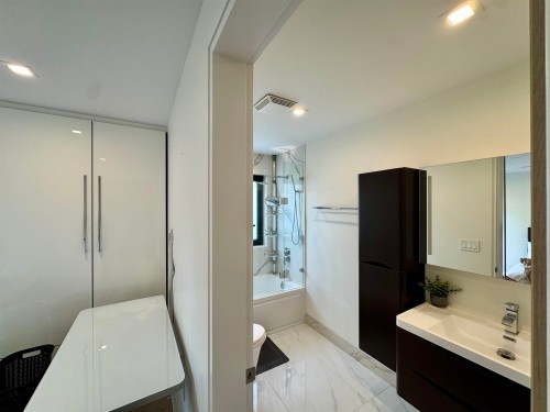 1035 Greenwood Place, West Vancouver, BC 