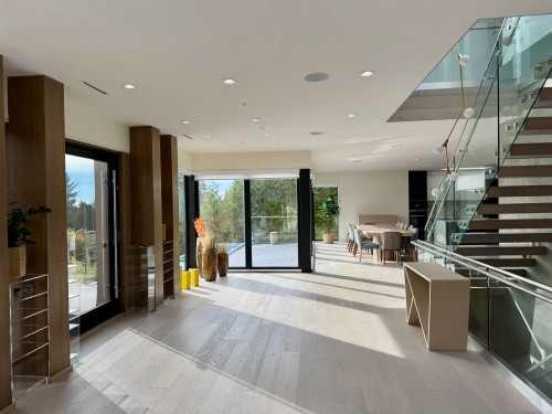 1035 Greenwood Place, West Vancouver, BC 