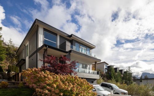 24-3385 Mamquam Road, Squamish, BC 