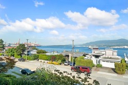 302-2366 Wall Street  Vancouver, BC V5L 4Y1