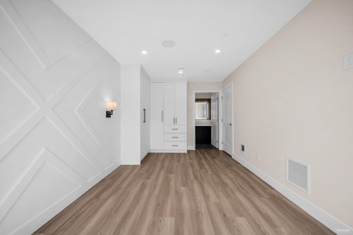 2371 Adanac Street, Vancouver, BC 