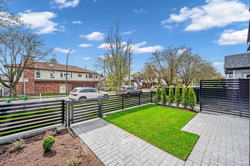 2371 Adanac Street, Vancouver, BC 