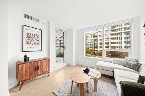 617-8833 Hazelbridge Way, Richmond, BC 