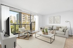 804-1330 Harwood Street  Vancouver, BC V6E 1S8