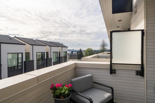 228-650 2Nd Street E, North Vancouver, BC 