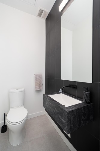 228-650 2Nd Street E, North Vancouver, BC 