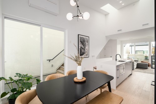 228-650 2Nd Street E, North Vancouver, BC 