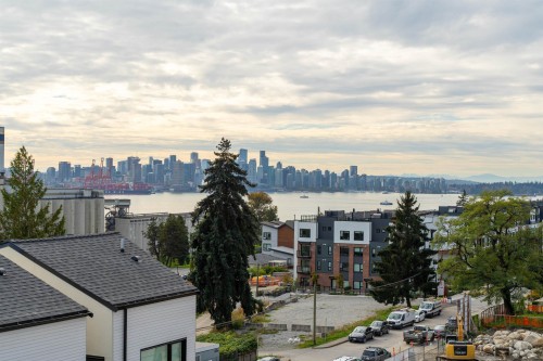 228-650 2Nd Street E, North Vancouver, BC 