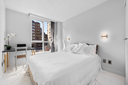 702-1188 Howe Street, Vancouver, BC 