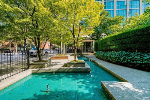 702-1188 Howe Street, Vancouver, BC 