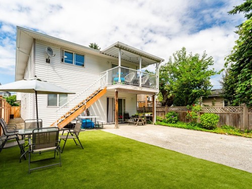 1986 Fraser Avenue, Port Coquitlam, BC 